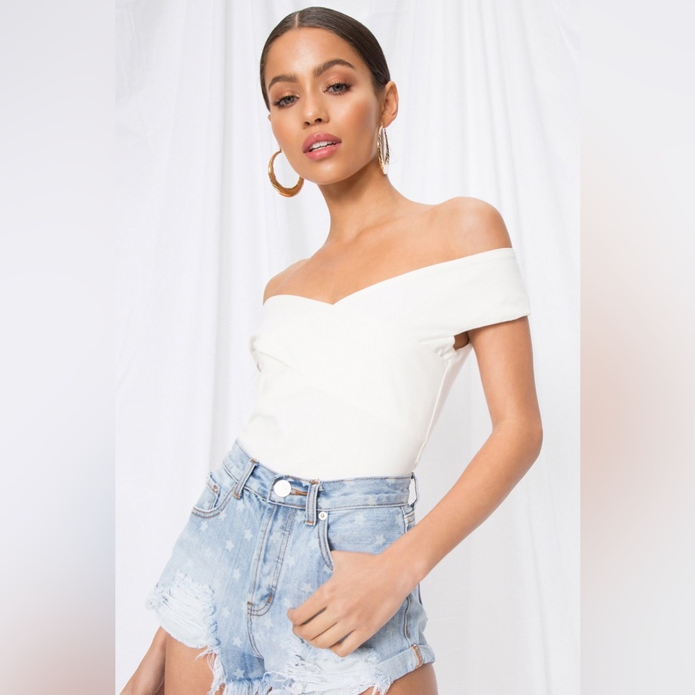 SUPERDOWN liana cross front top ~ size XS